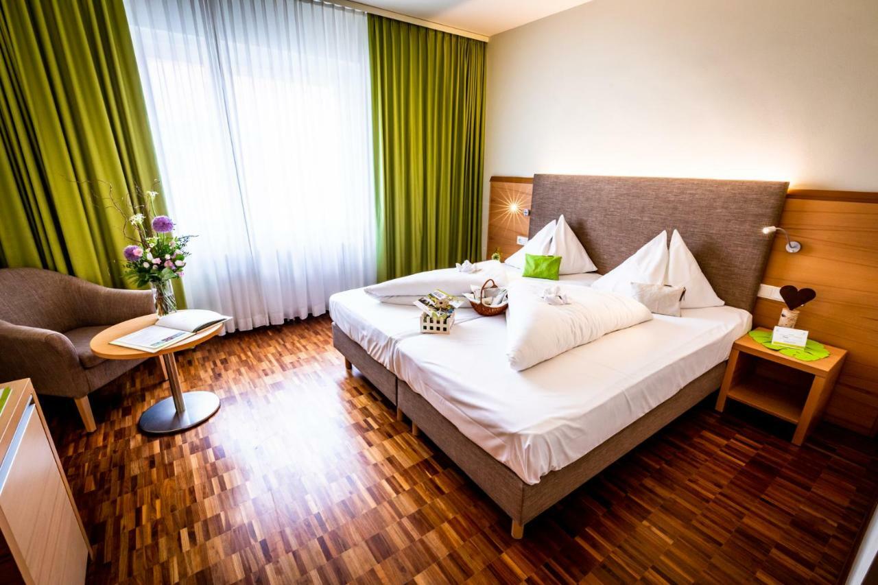 Lambrechterhof - Das Naturparkhotel 圣兰布雷希特 外观 照片